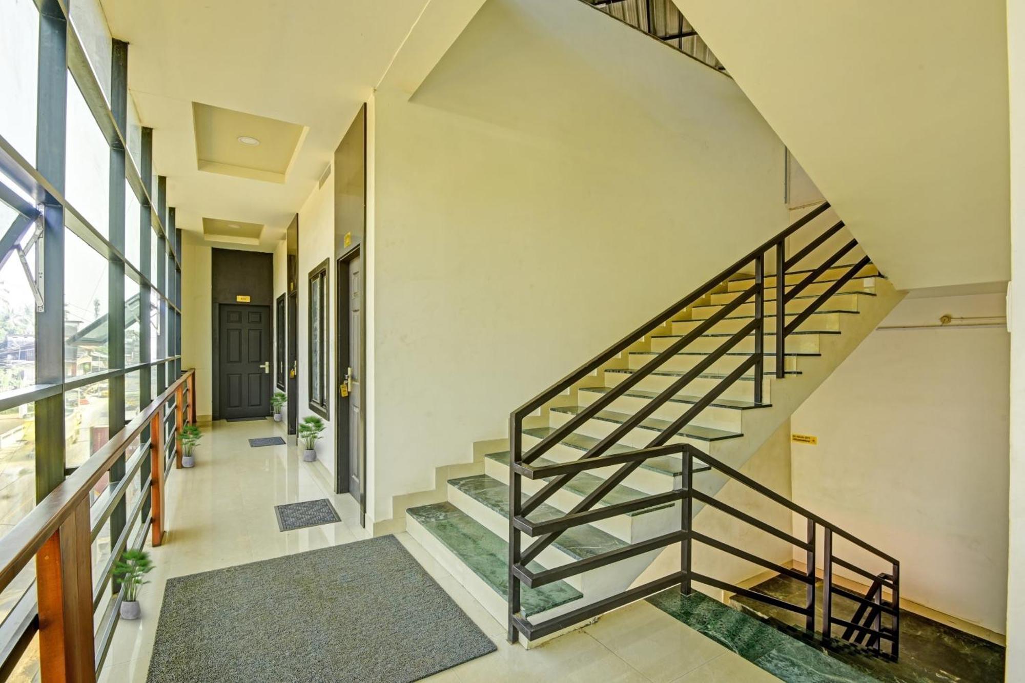 Hotel O Omassery Open Stay Thamarassery Exterior foto